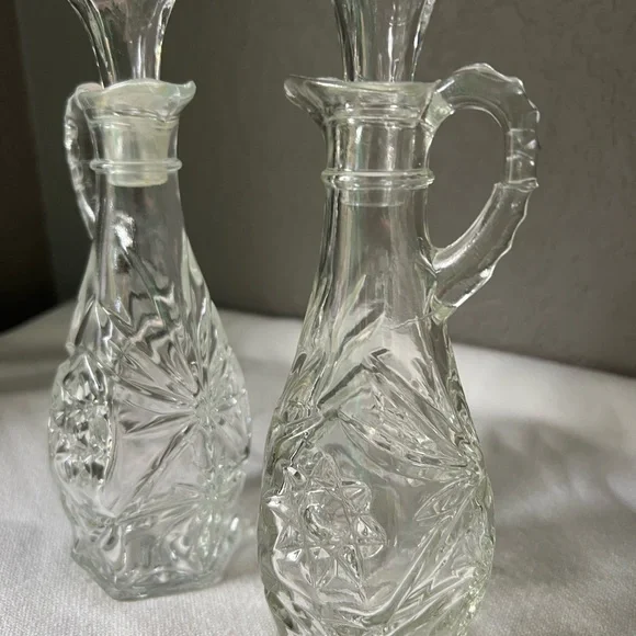 vintage Anchor Hocking Star of David oil or vinegar cruet. - Picture 5 of 6